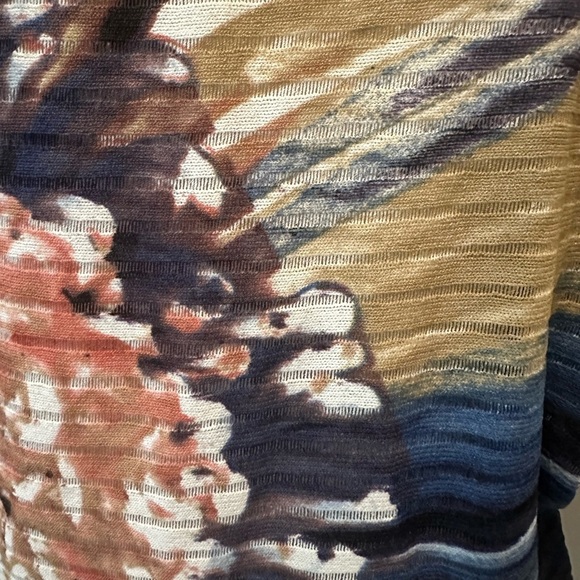 Chagall Floral Painter Watercolor Top Angel Sleeve Scoop Neck  Beaded details L - Picture 4 of 8